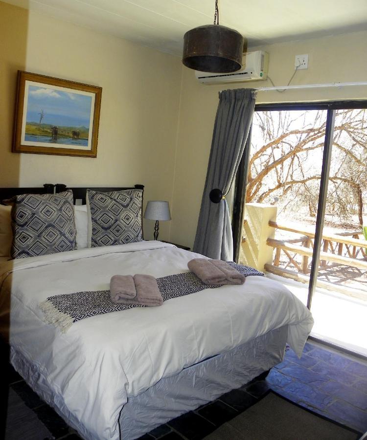 Villa Marloth Park Hippo House Esterno foto